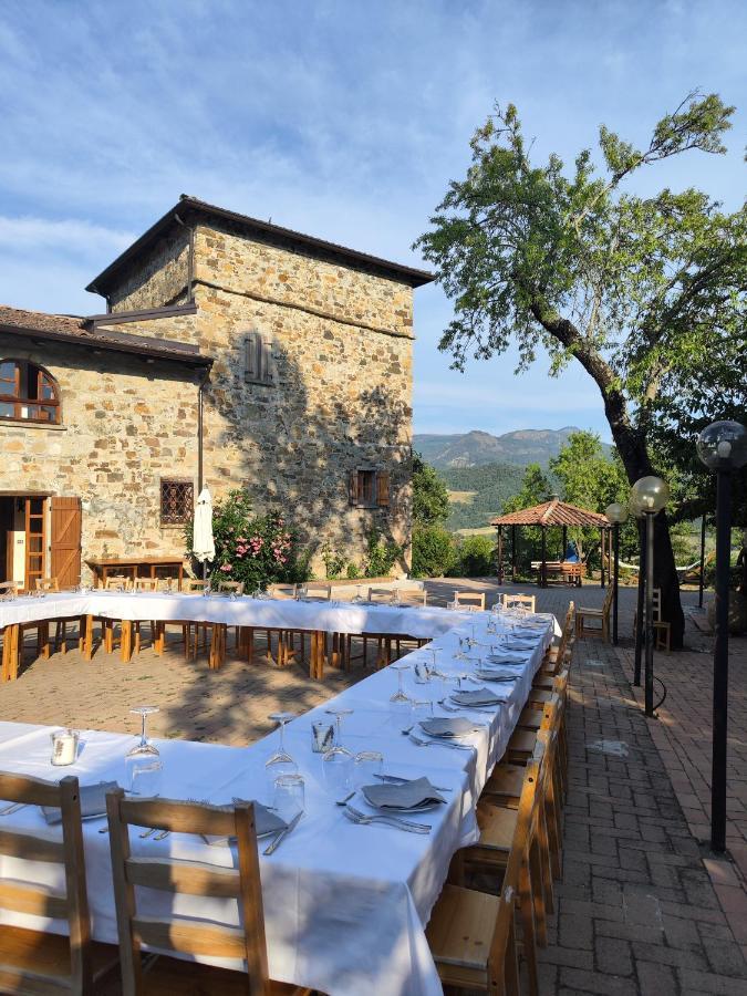 Вилла Il Torrione Del Trebbia Боббио Экстерьер фото